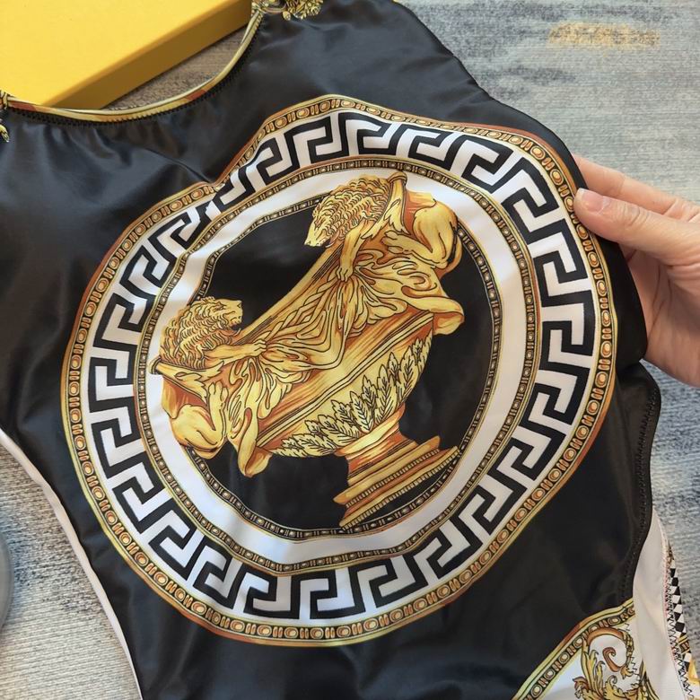 Versace S-XL 54 (7)